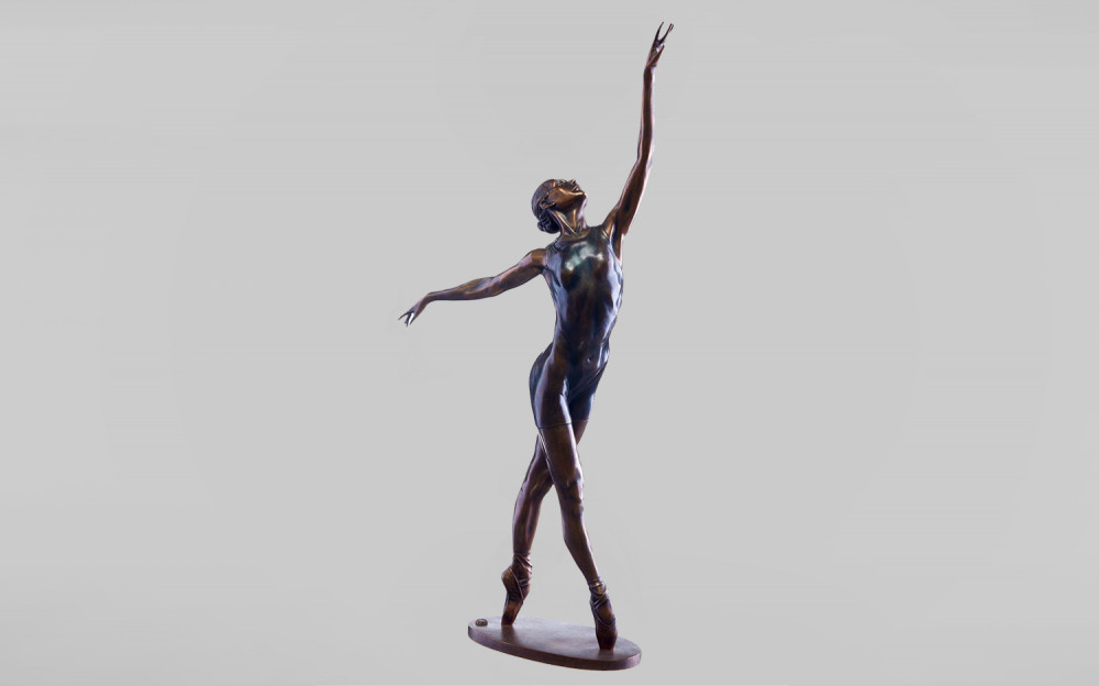 Бронзовая скульптура балерины