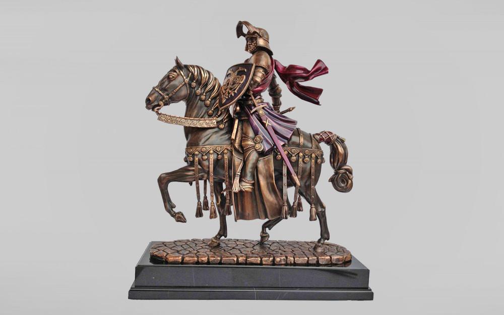 Бронзовая статуэтка Рыцарь на коне